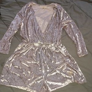 Suade romper
